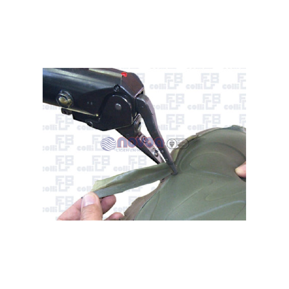 COLLI GP7. Máquina para recortar sobrante en calzado de dama. 